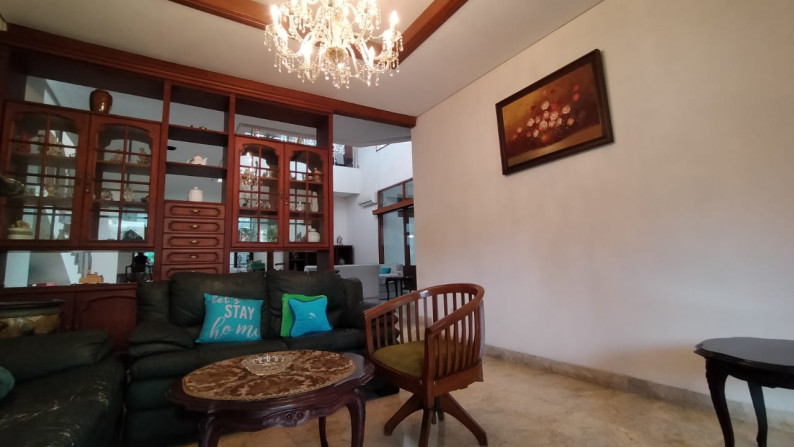 Rumah Super Asri di Pondok Indah