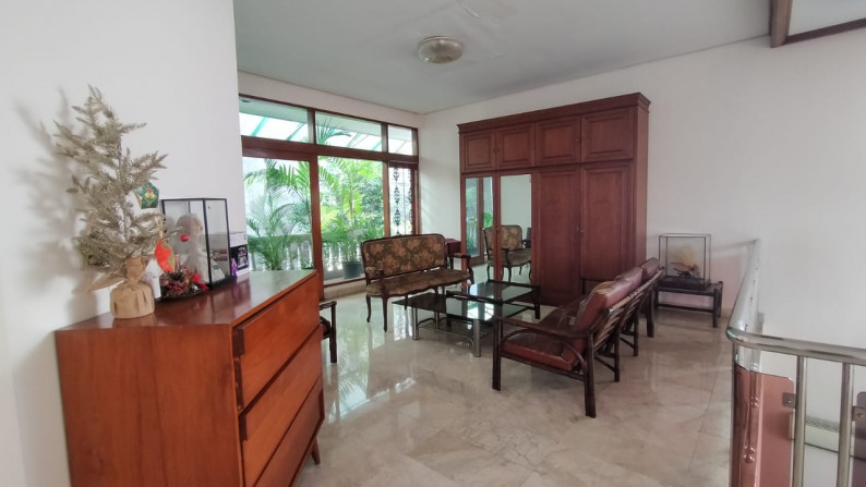 Rumah Super Asri di Pondok Indah