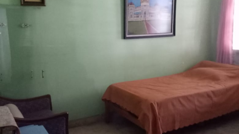 Rumah siap huni di Bintaro sektor 2