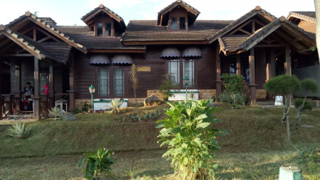 DIJUAL VILLA DI GREEN APPLE - PUNCAK *0005-GANLUC*