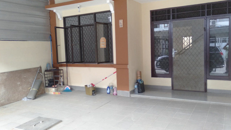 Rumah disewa di Taman Palem Lestari, Cengkareng *0020-CHR*