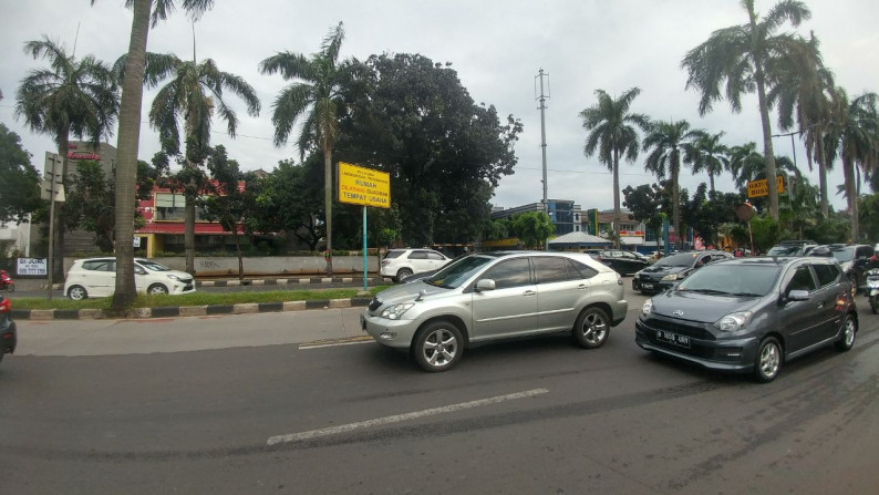 Dijual cepat kavling di jalan utama Pondok Indah