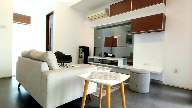 Cilandak Townhouse, Jakarta Selatan, Hanya 500 meter ke Citos, Siap Huni, Private Pool, Furnished