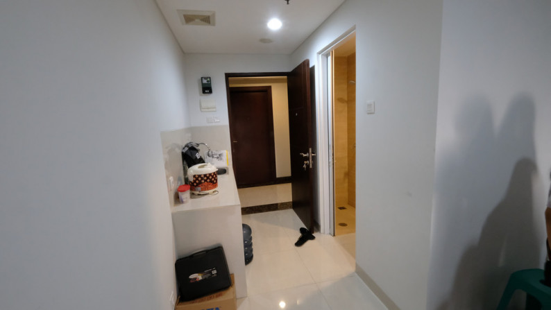 Disewakan/Dijual Apartment Spring Wood, Type Studio B, View Swimming Pool