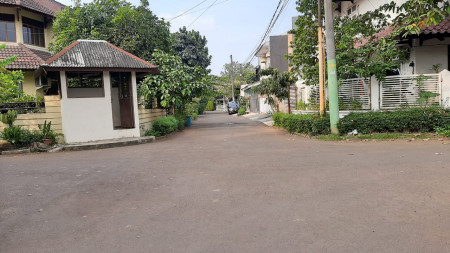 Rumah Minimalis, Hunian Nyaman dan Asri @Kepodang, Bintaro