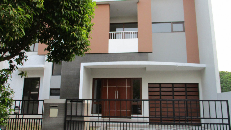 Rumah Dijual Villa Meutia, Bekasi