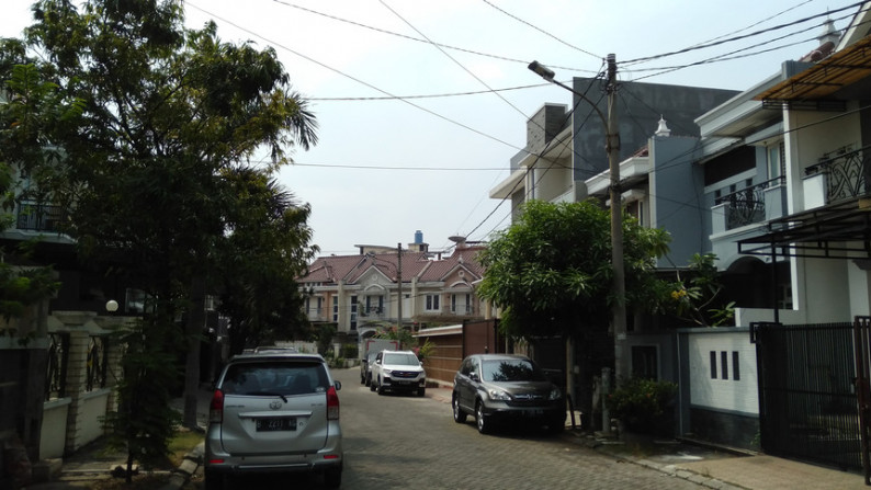 Rumah Bagus dijual di Jl Gilimanuk, Daan Mogot Baru *0012-CHR*