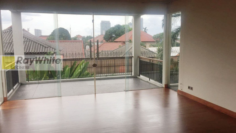 Rumah dalam town house di Kemang