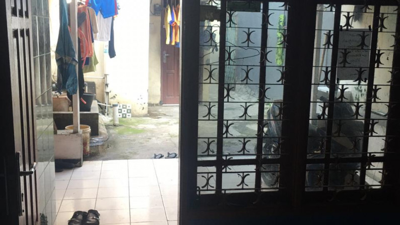 Rumah dijual di Utan Jati, Kalideres *0001-ERWCG6*