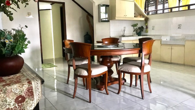 Jual villa Ciloto Mira Mesa