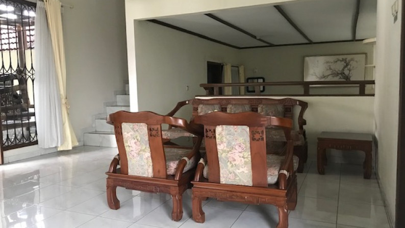 Jual villa Ciloto Mira Mesa