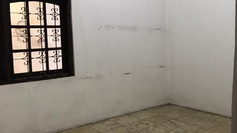 JUAL RUMAH NYAMAN DAN SIAP HUNI DI KAWASAN KOMPLEK BARATA, KARANG TENGAH,