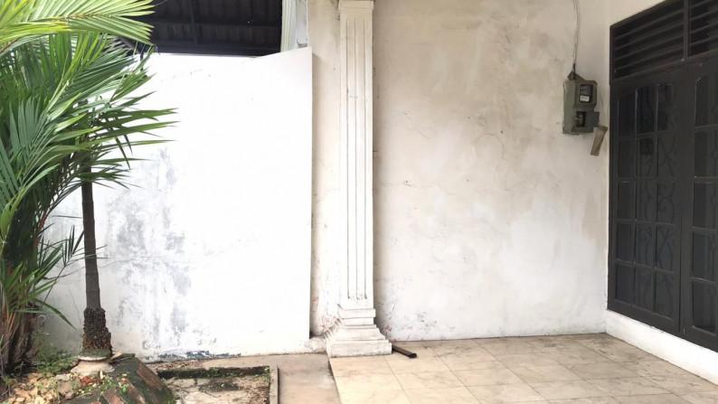 JUAL RUMAH NYAMAN DAN SIAP HUNI DI KAWASAN KOMPLEK BARATA, KARANG TENGAH,