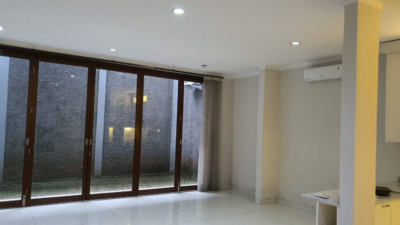 Rumah Bagus Di Discovery Lumina, Bintaro Jaya