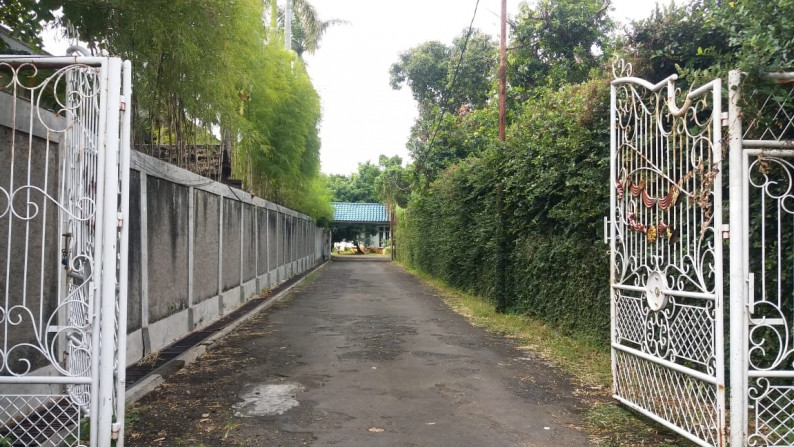 Dijual Rumah Mewah Luas Di Lebak Bulus, DKI Jakarta