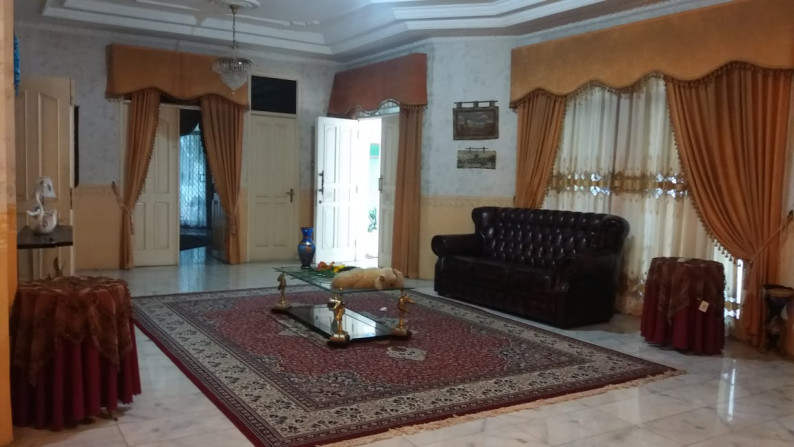 Dijual Rumah Mewah Luas Di Lebak Bulus, DKI Jakarta