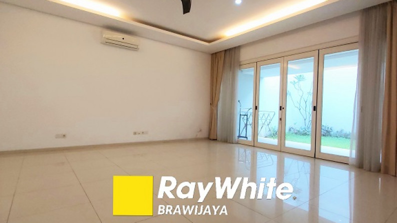 Rumah di Serenia Hills Tahap 1, Lebak Bulus, Jakarta Selatan, 3 Bedroom, Siap Huni