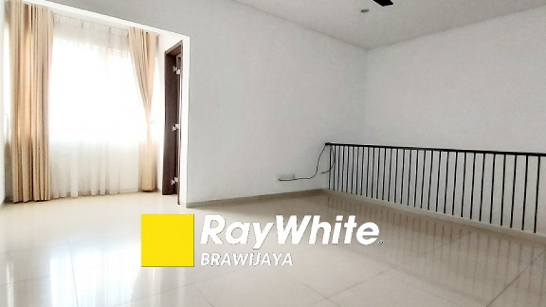 Rumah di Serenia Hills Tahap 1, Lebak Bulus, Jakarta Selatan, 3 Bedroom, Siap Huni