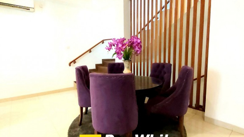 TOWNHOUSE DI KEMANG UTARA, JAKARTA UTARA, DALAM CLUSTER, SIAP HUNI, FURNISHED, 3 BR